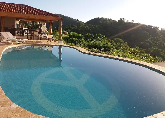 Hotel Peace & Lodge