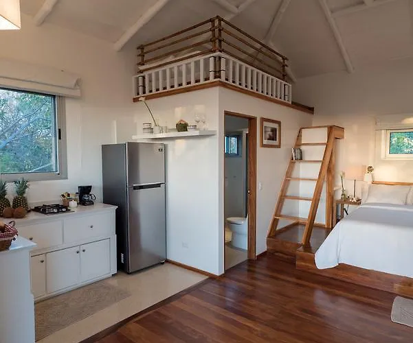 Moana Surf Resort