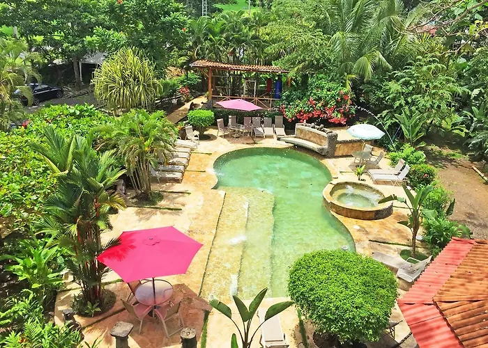 Pacifico Loft Hotel