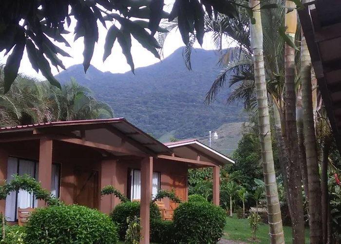 Paraiso Volcano Lodge