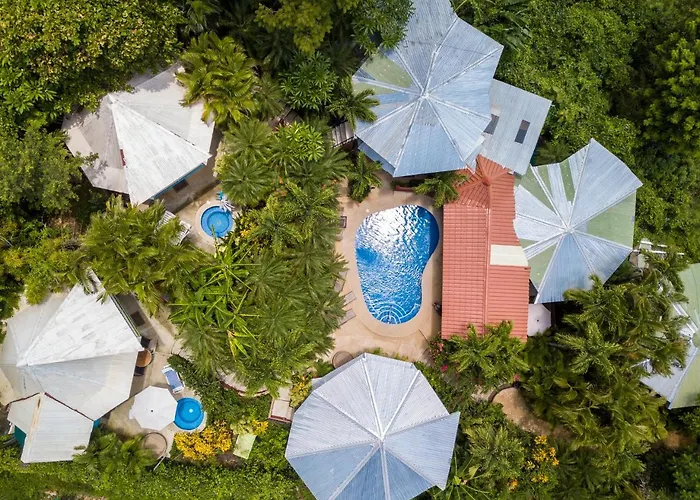 Tamarindo Village Hotel