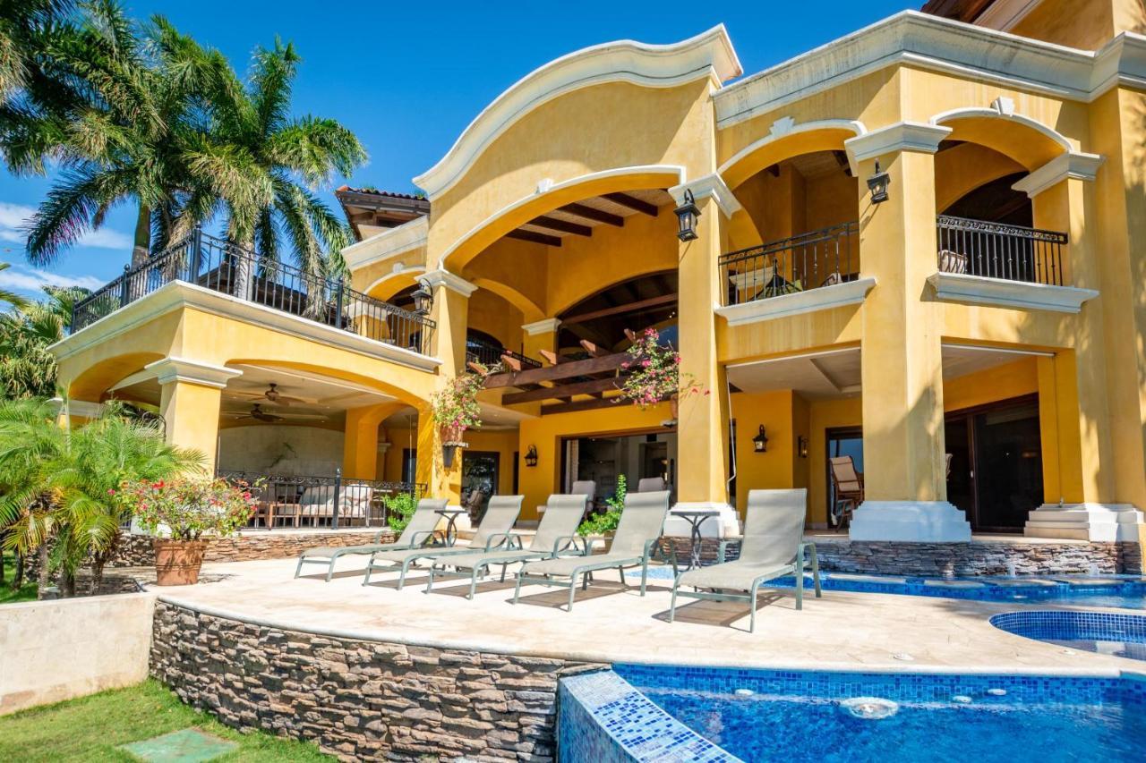 Holiday home Mediterranean-style Flamingo Mansion Offers The Ultimate In Beachfront Luxury Playa Flamingo