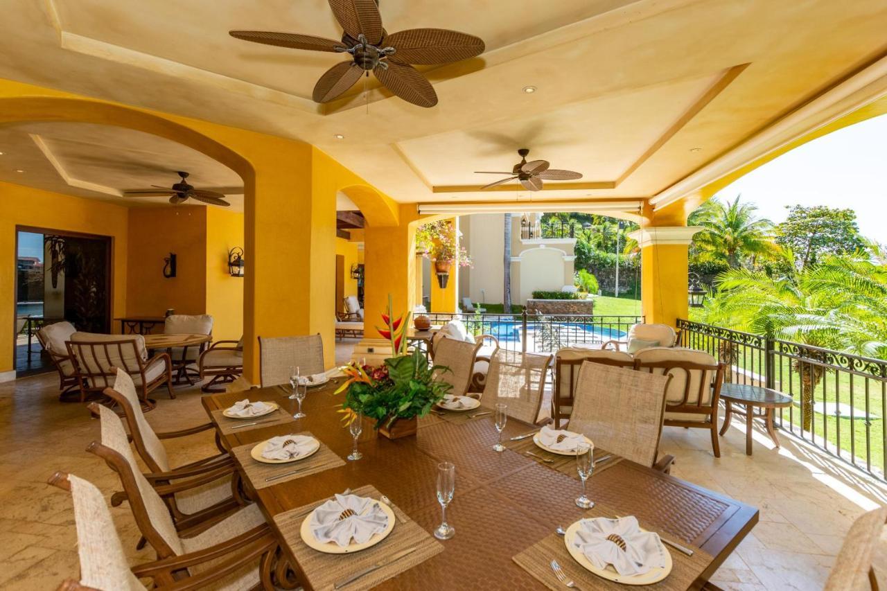 Holiday home Mediterranean-style Flamingo Mansion Offers The Ultimate In Beachfront Luxury *