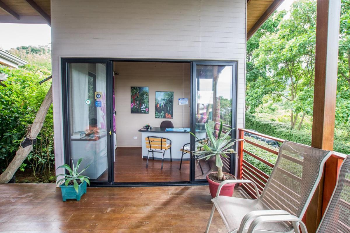 Eden Tica Bed & Breakfast Uvita