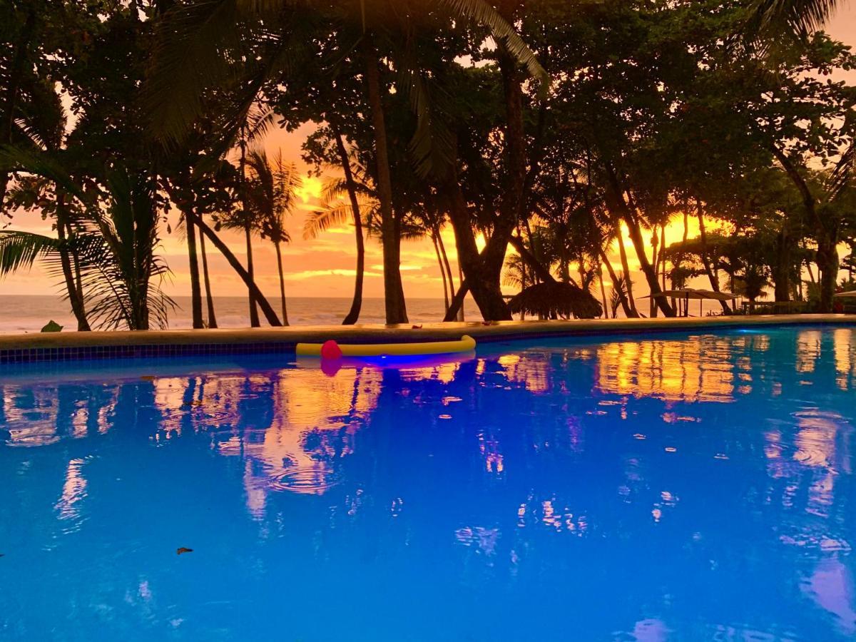 Beachfront Vista Hermosa Hotel *