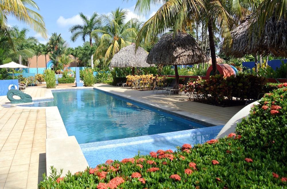 Alma Del Pacifico & Hotel Esterillos Este
