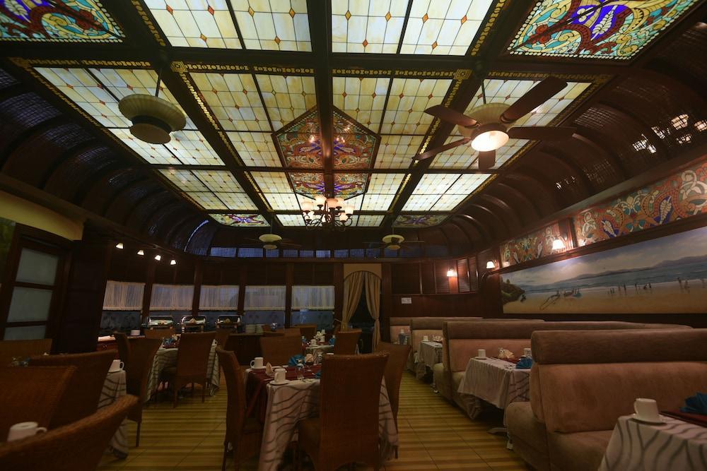 Casa Roland Hotel 4*