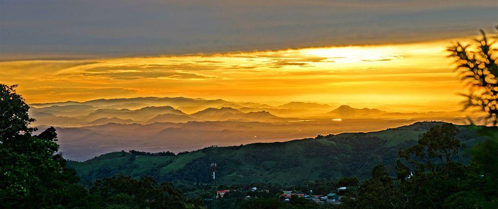 El Establo Mountain
