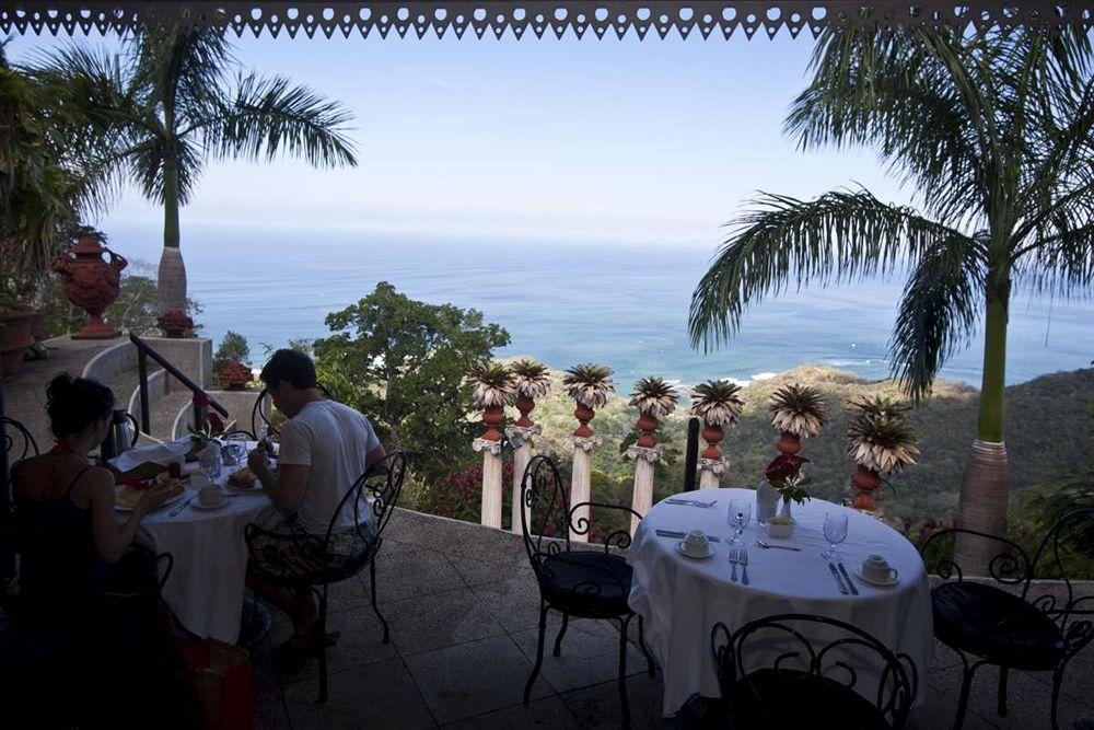 Hotel Caletas