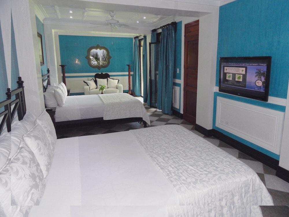 Hotel Caletas