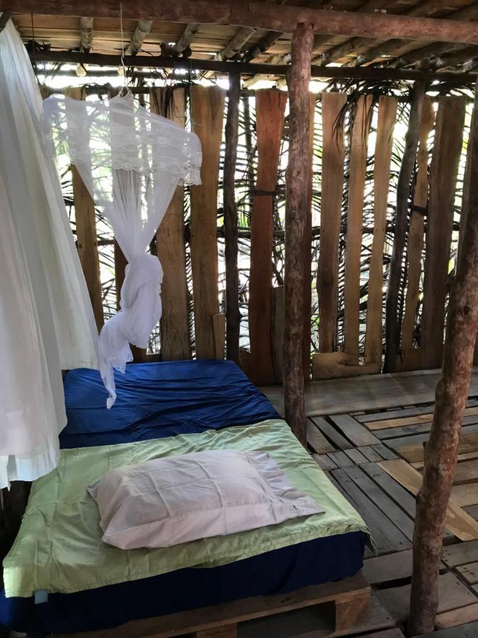Miguel Surf Camp * Quepos