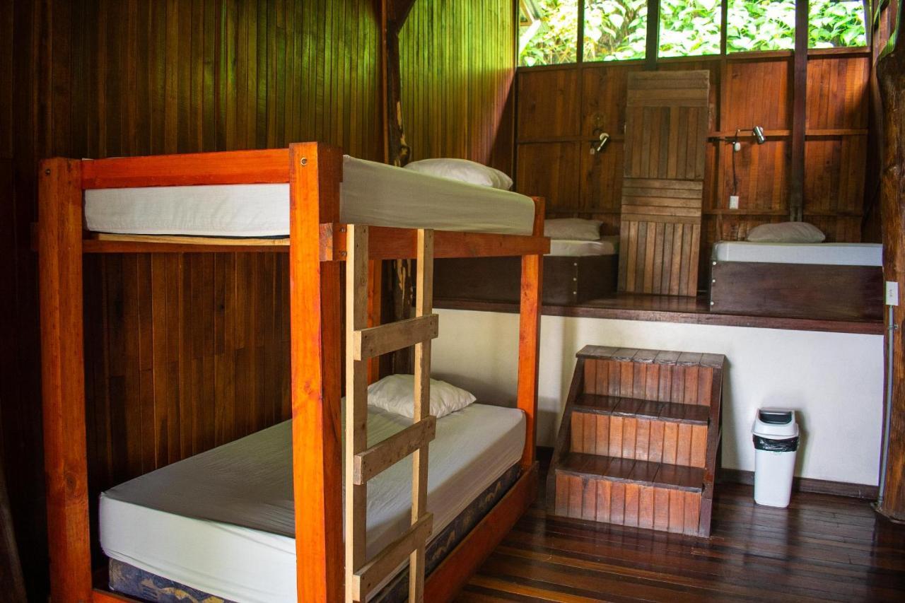 Plinio Hostel Manuel Antonio