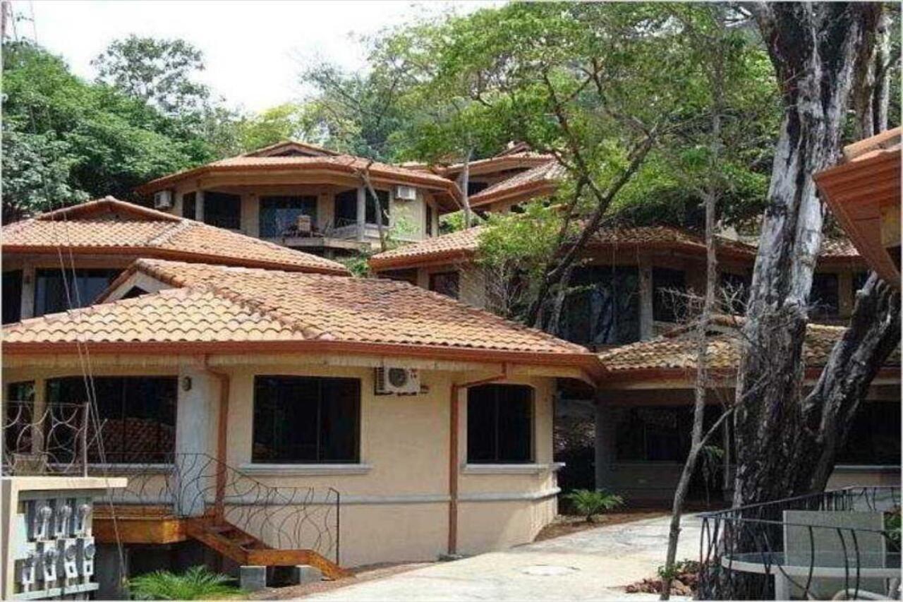 Villa Hermosa Heights