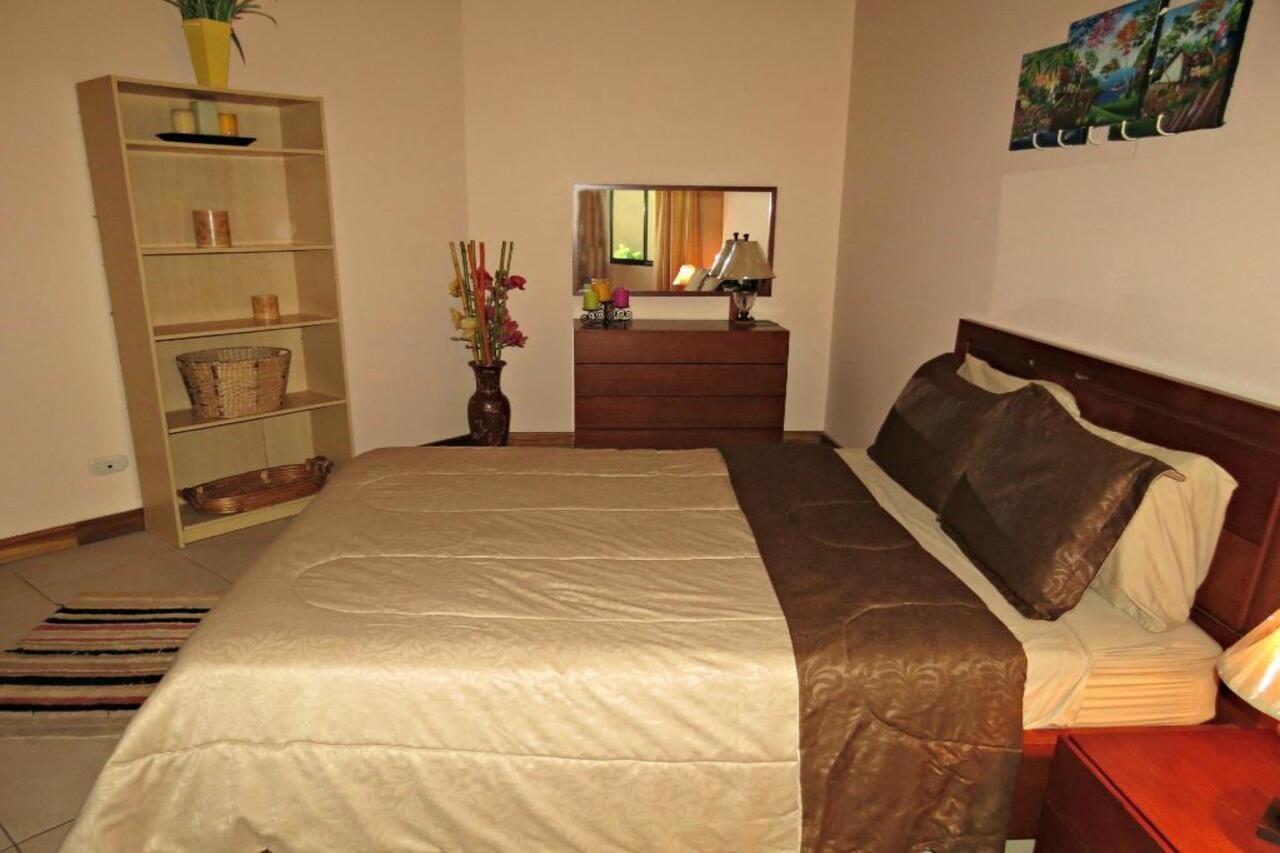 Hermosa Heights Villa *