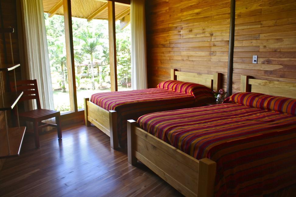 Macaw Lodge