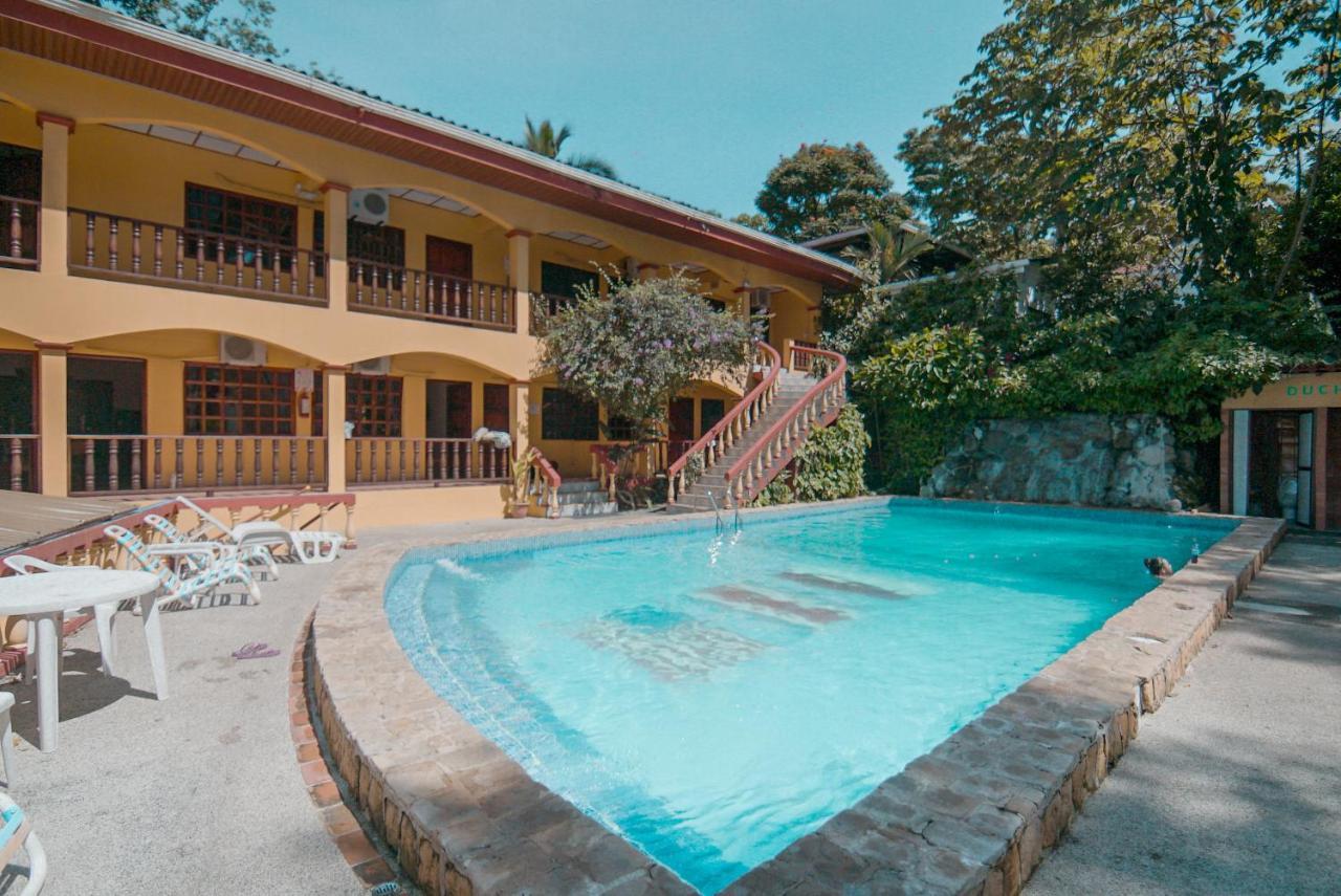 Hotel Tres Banderas