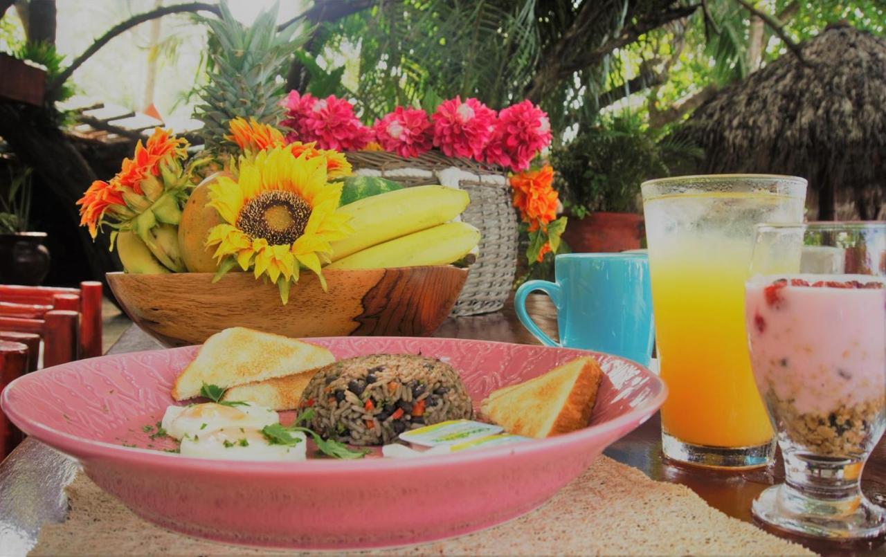Macao Bed & Breakfast 2*