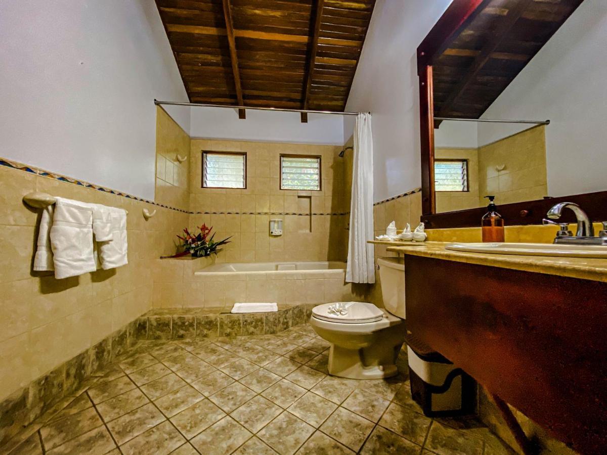 Hotel Docelunas Jaco
