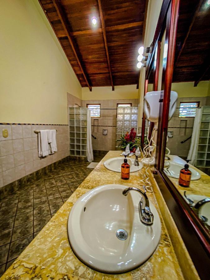 Hotel Docelunas Jaco