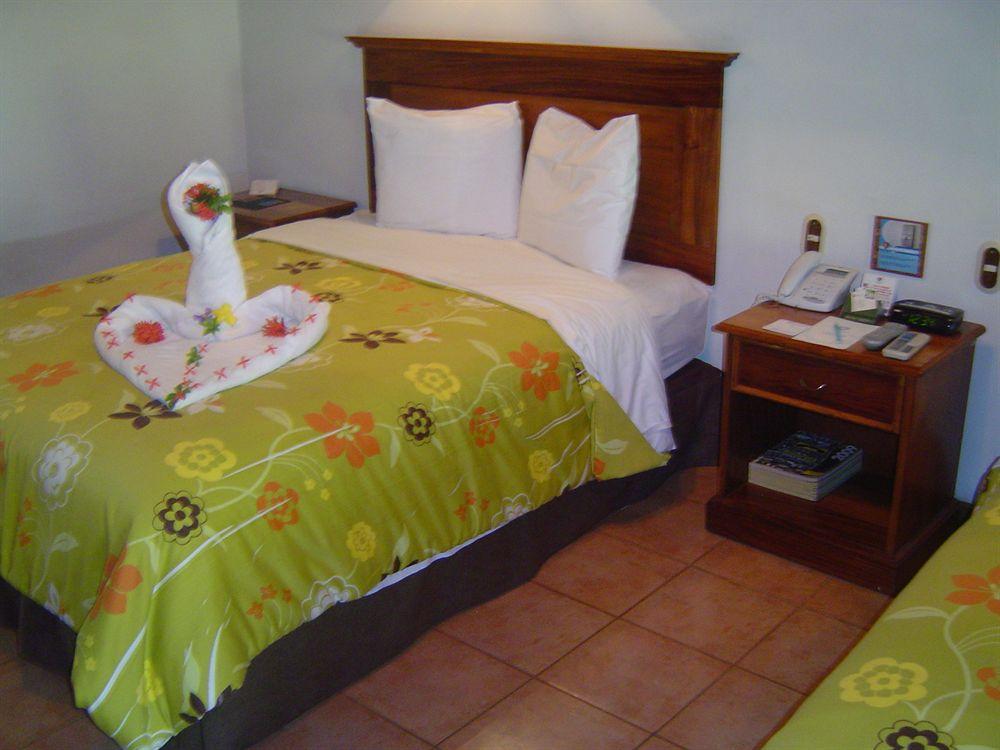 Hotel Cc Front Papagayo