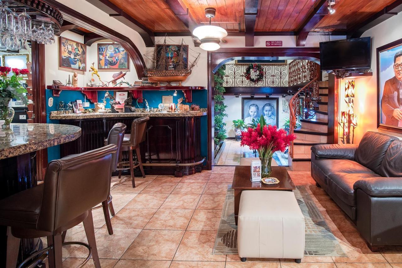Casa Roland 4*