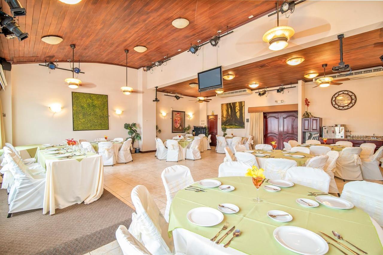 Hotel Casa Roland 4*