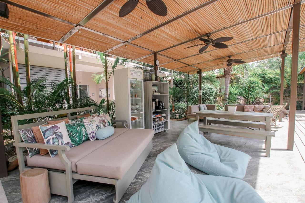 Bay Boutique Hotel, & (adults Only) Hotel