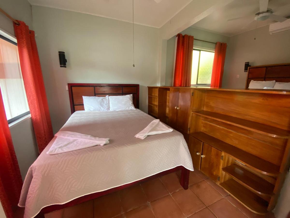 Bongo - Adults Only 3* Manuel Antonio