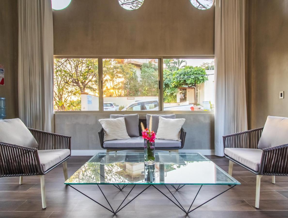 Mother Earth Luxury Boutique Hotel, Restaurant & (adults Only) Hotel Tamarindo