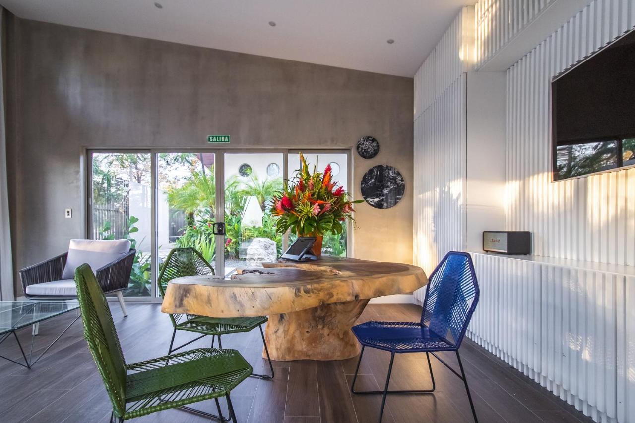 Mother Earth Luxury Boutique Hotel, Restaurant & (adults Only)