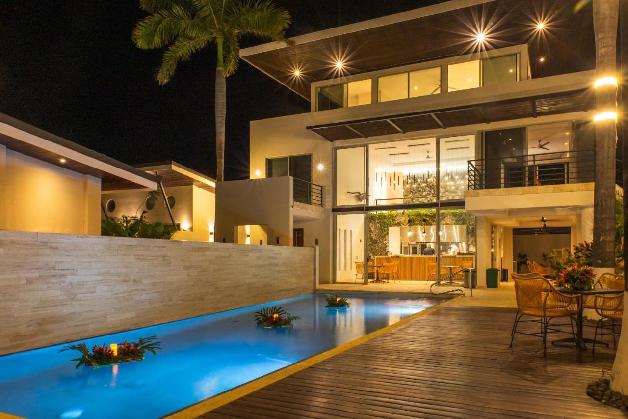 Mother Earth Luxury Boutique Hotel, Restaurant & (adults Only) Tamarindo