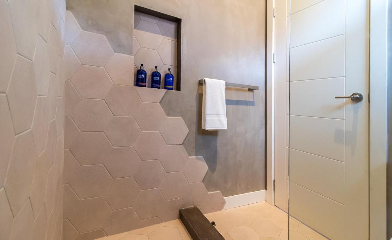 Mother Earth Luxury Boutique Hotel, Restaurant & (adults Only)