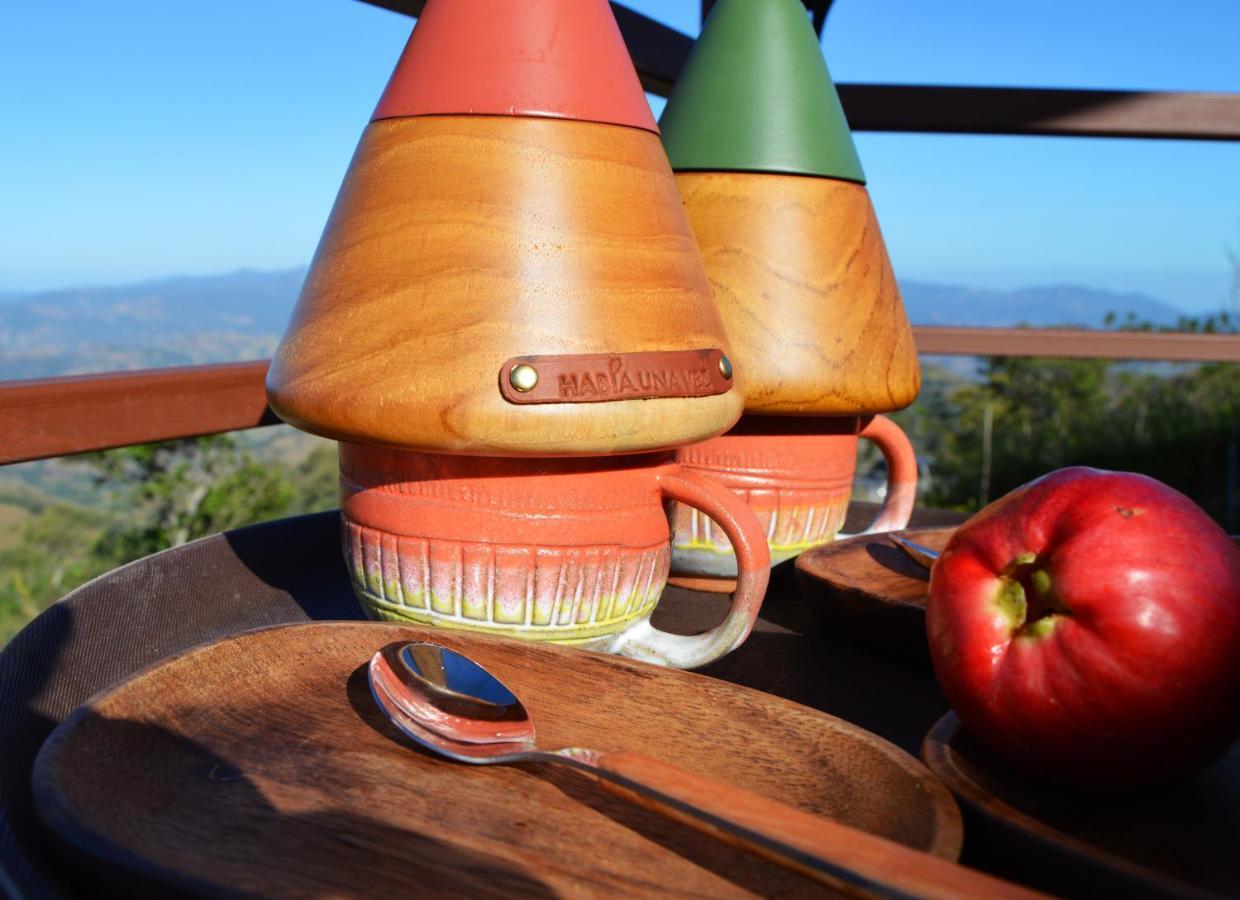 Luxury tent Kintiri Glamping Nicoya