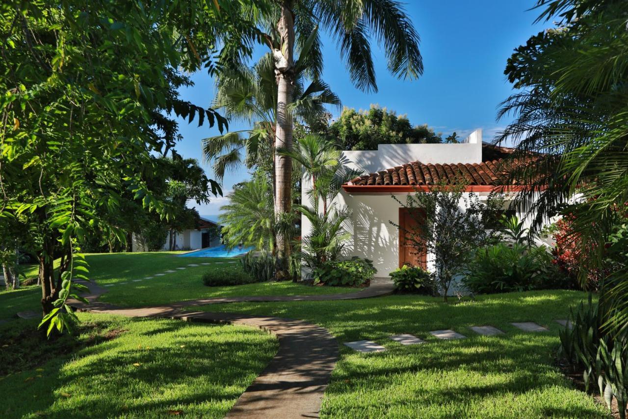 Casa Frangipani Guest house