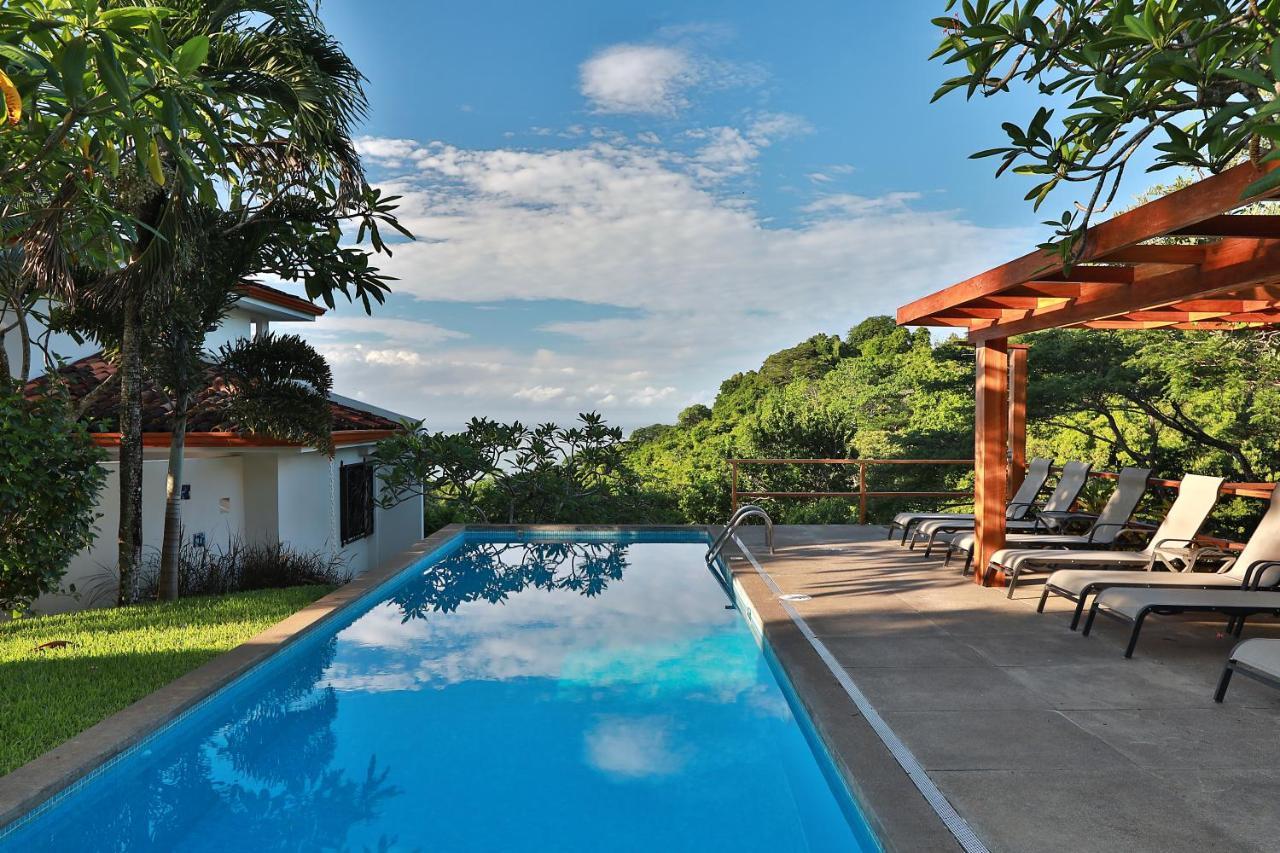 Guest house Casa Frangipani 3*