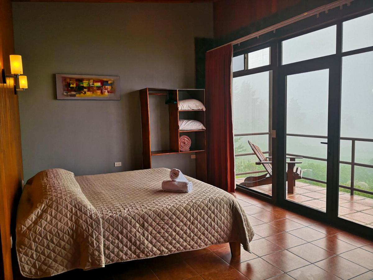 Sunset Vista Lodge,monteverde,costa Rica.