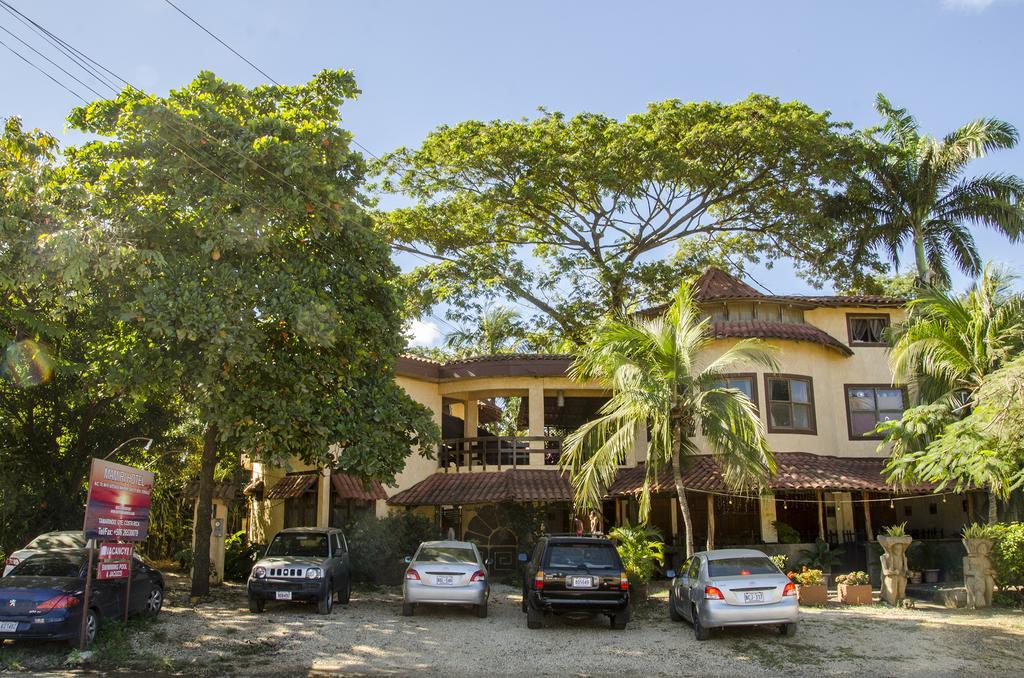 Hotel Mamiri 3*