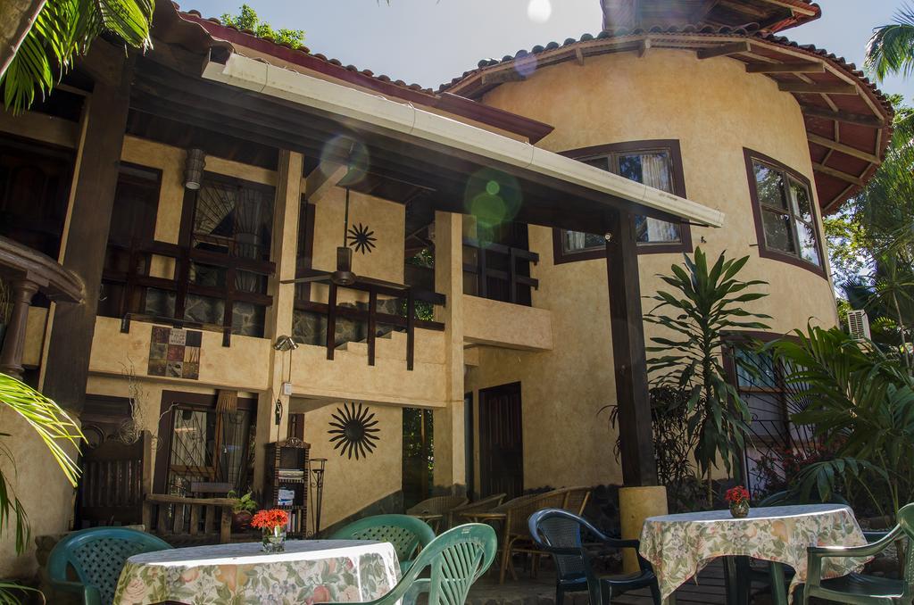 Hotel Mamiri 3*