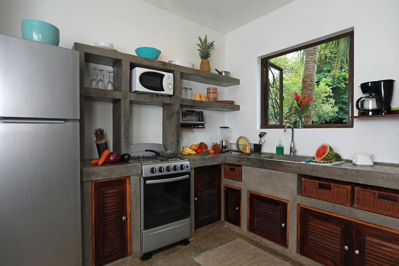 Guest house Casa Frangipani 3*