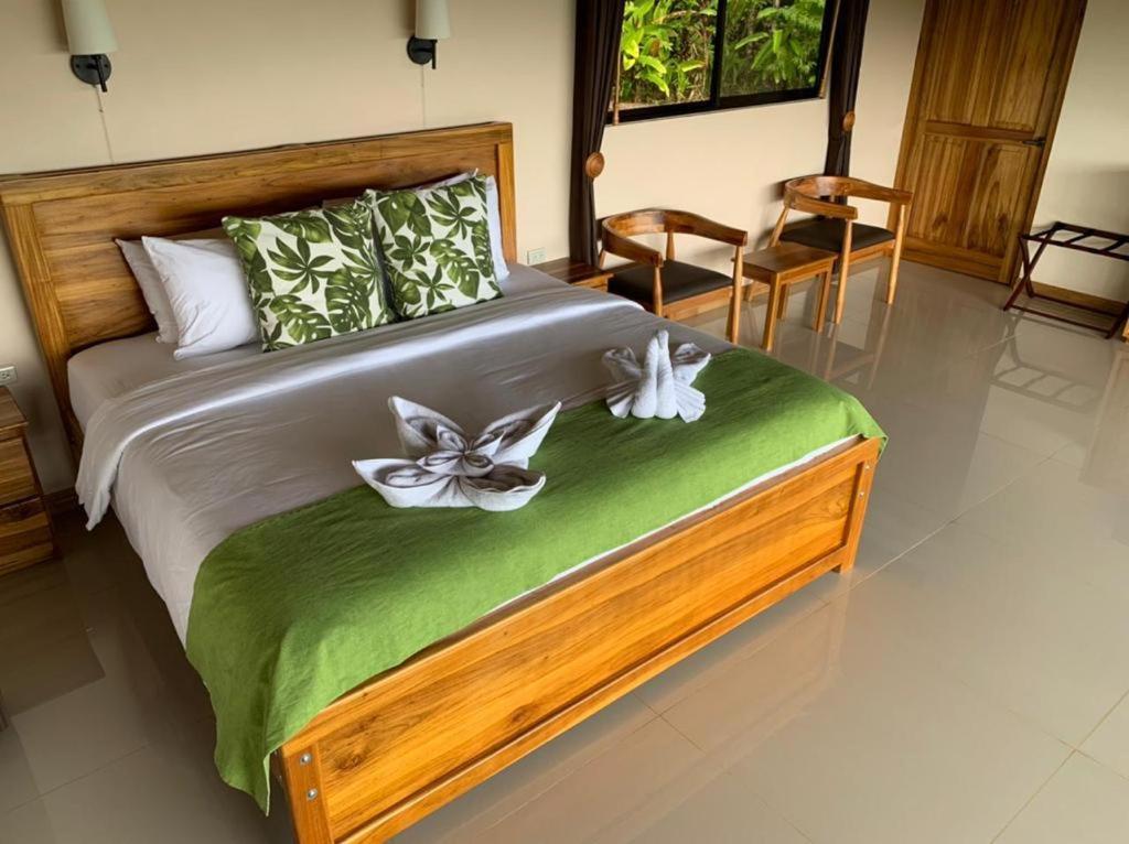 Greenleaf 3* Drake Bay