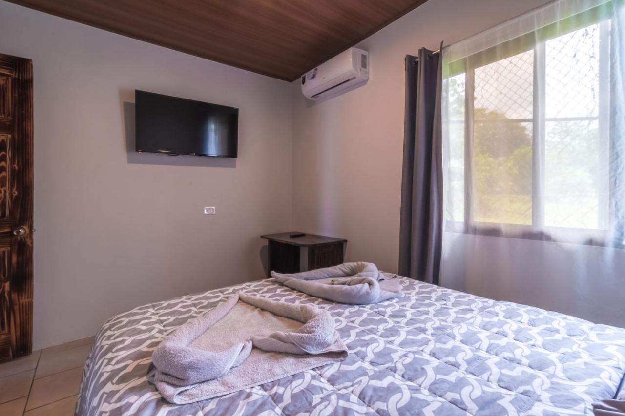 Hotel Cabinas El Tecal 2*