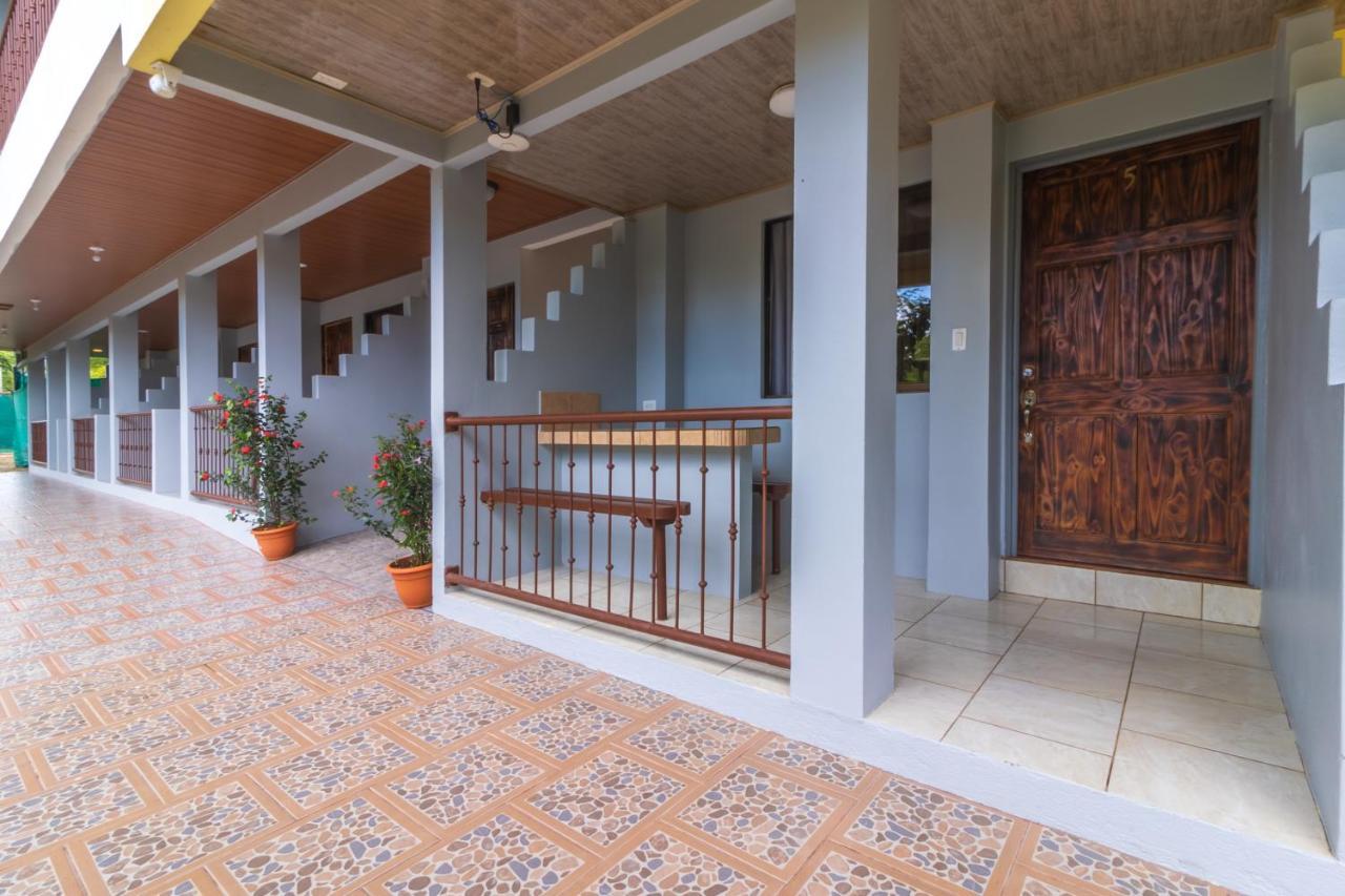 Hotel Cabinas El Tecal 2*