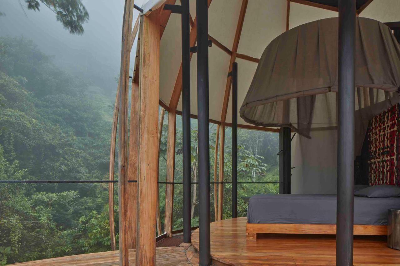 Art Costa Rica, & Glamping * Uvita