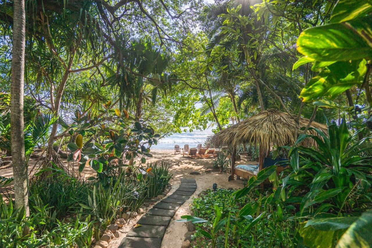 Sueno Del Mar Beachfront 3*