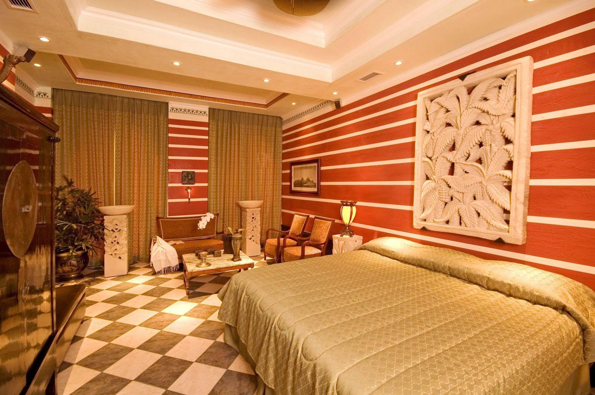 Zephyr Palace Luxury Hotel Jaco