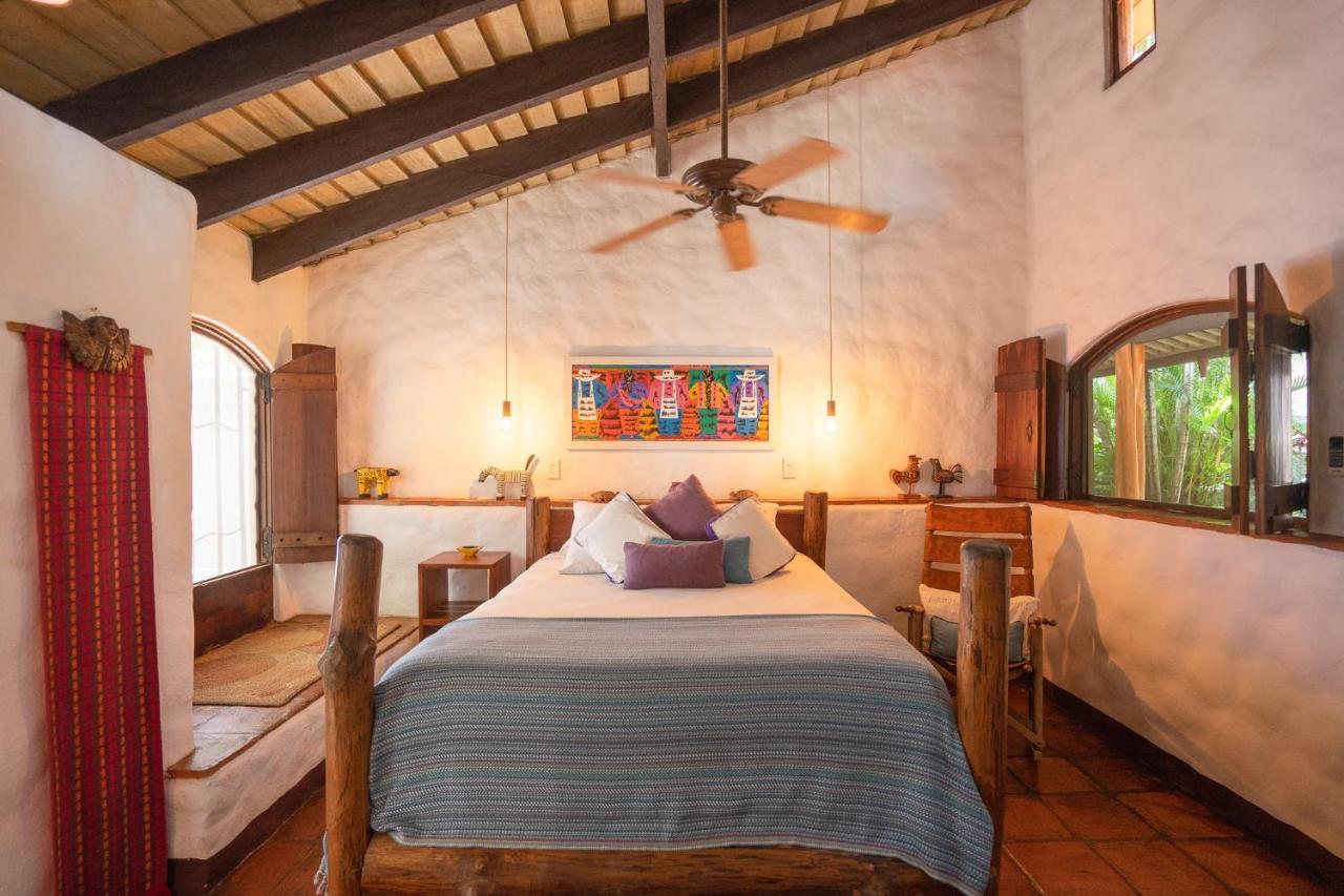 Sueno Del Mar Beachfront