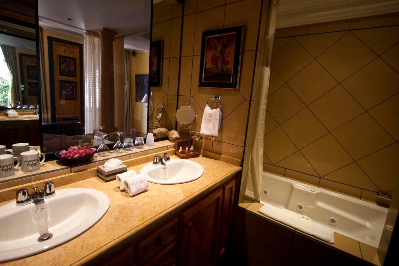 Zephyr Palace Luxury Hotel 5*