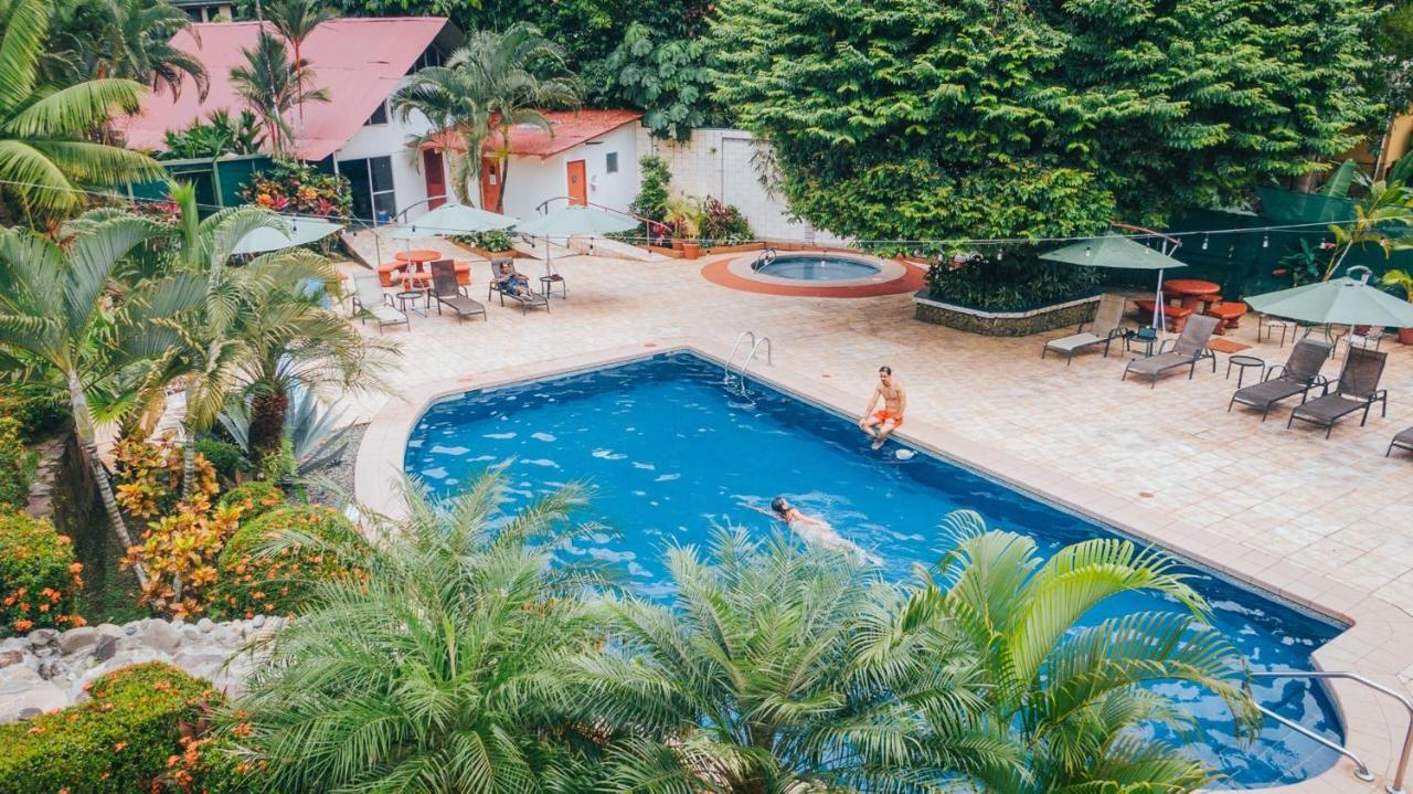 Divisamar By Lhr Manuel Antonio