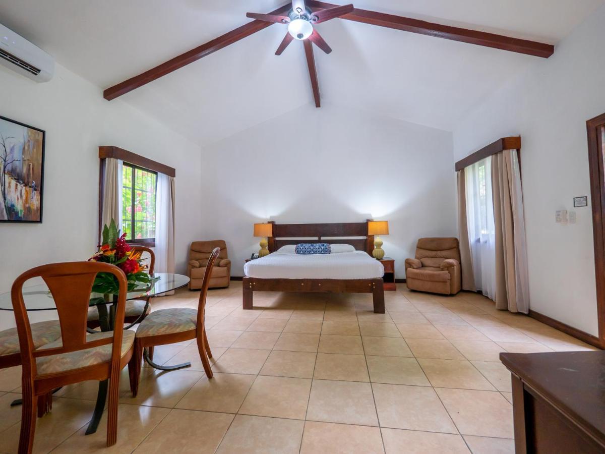 Lapas Jungle Village 3*