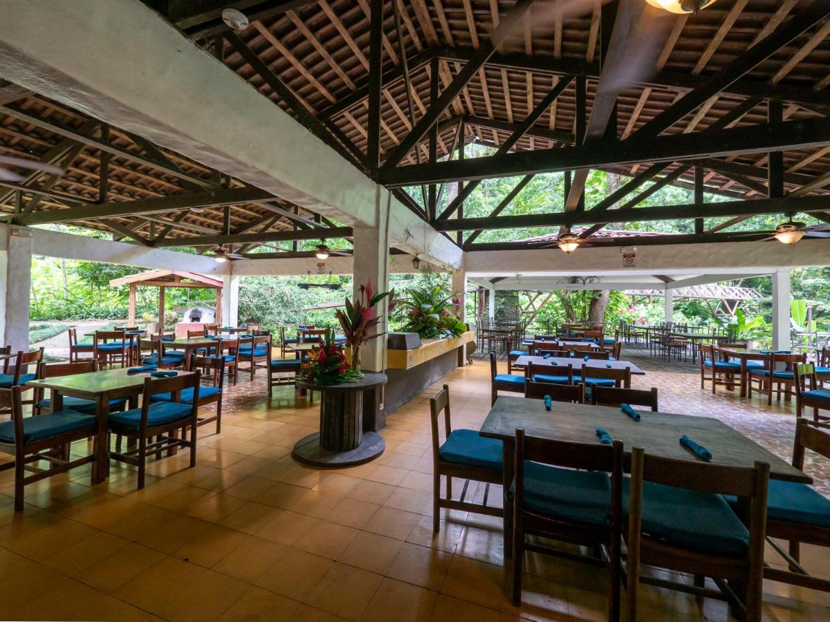 Lapas Jungle Village Resort 3*